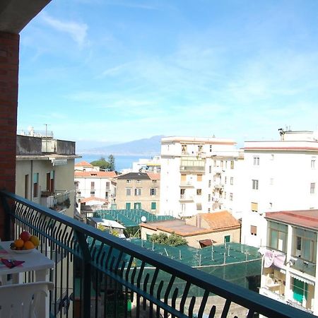 La Reginella Apartment Sorrento Dış mekan fotoğraf
