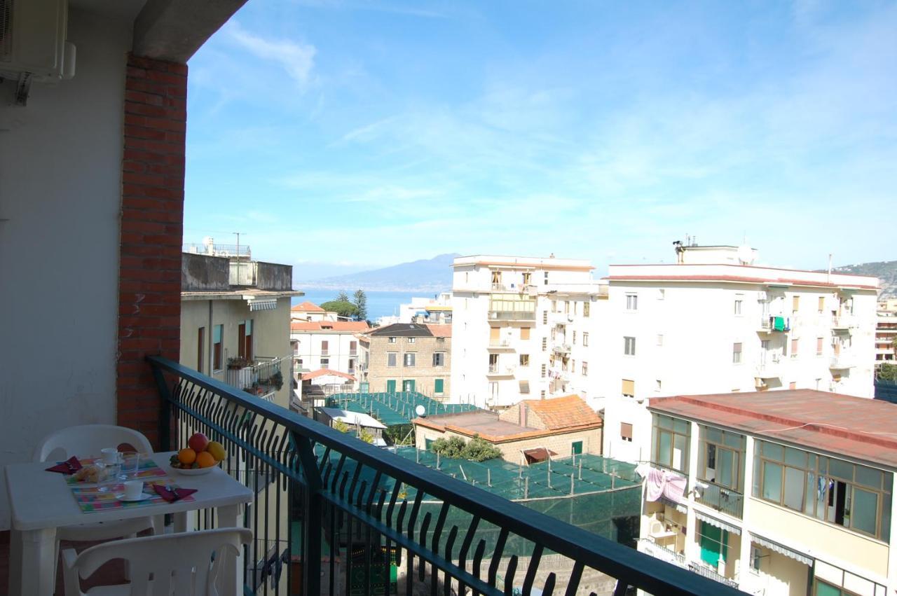 La Reginella Apartment Sorrento Dış mekan fotoğraf