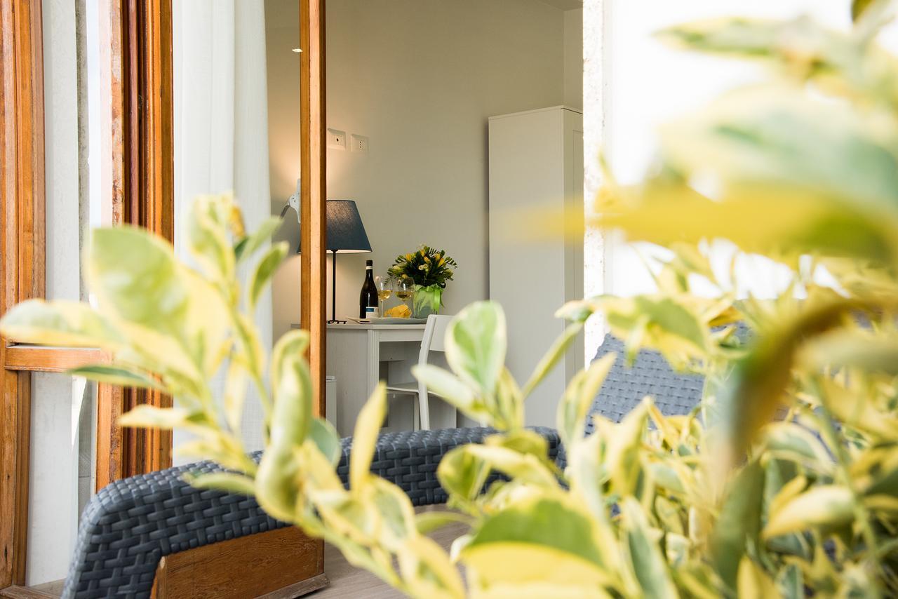 La Reginella Apartment Sorrento Dış mekan fotoğraf
